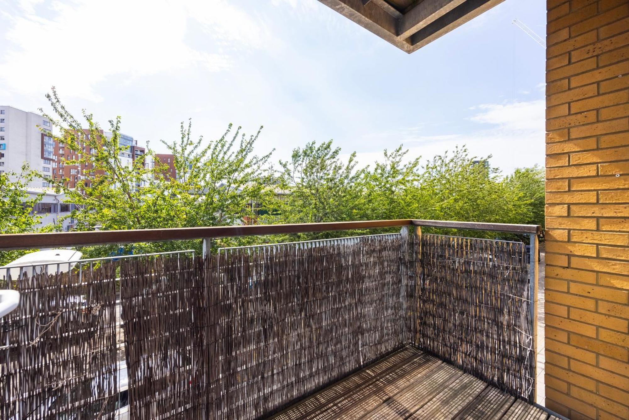 Modern 2 Bed Flat In Greenwich Appartamento