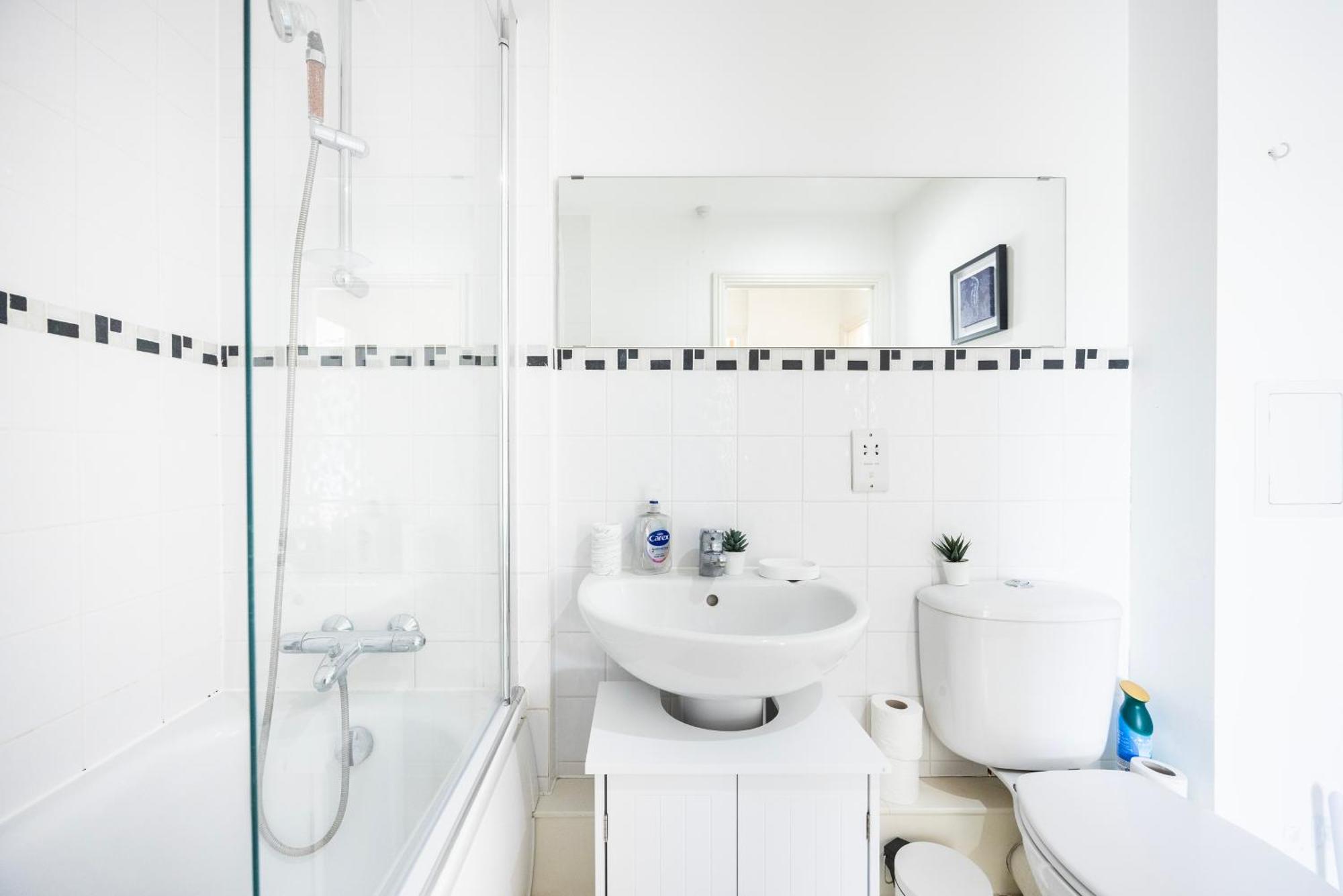 Modern 2 Bed Flat In Greenwich Appartamento